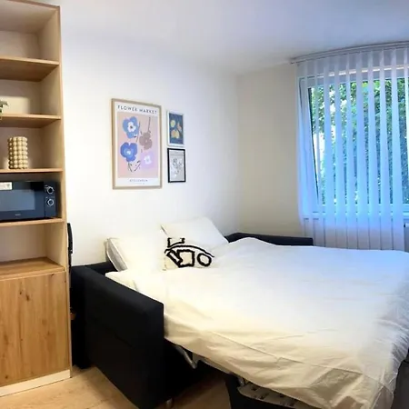 Cozy Centre Of 10 شقة براغ